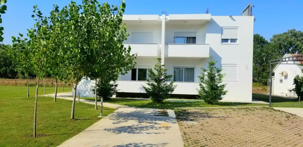 Riviera Inn Apartments Ulcinj Ngoại thất bức ảnh