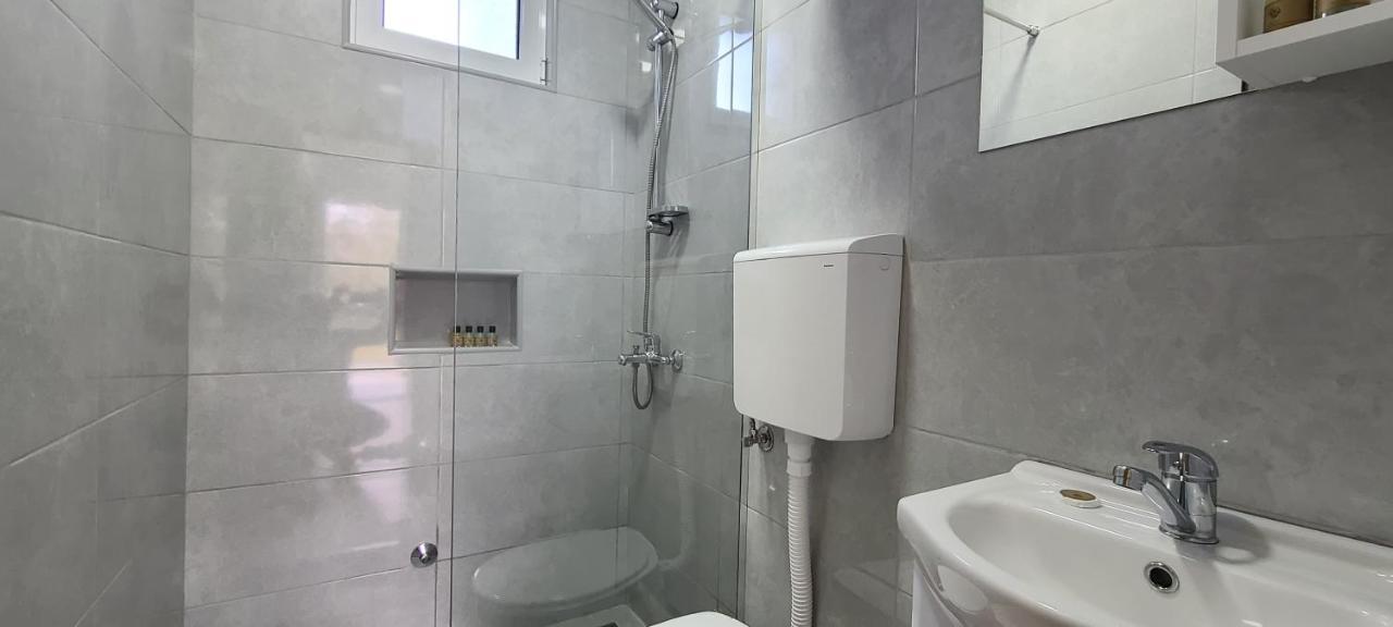 Riviera Inn Apartments Ulcinj Ngoại thất bức ảnh