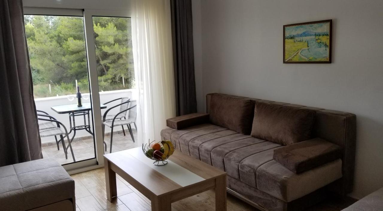 Riviera Inn Apartments Ulcinj Ngoại thất bức ảnh